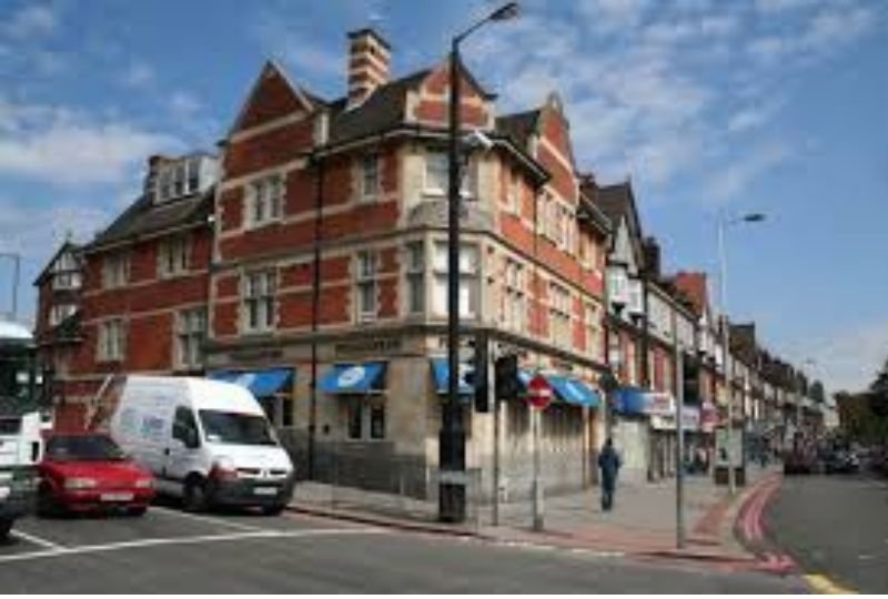 CR4 Mitcham to Gatwick Airport