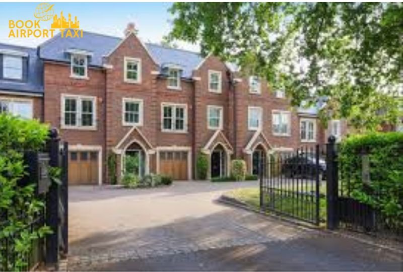 Weybridge KT13 to Heathrow Airport