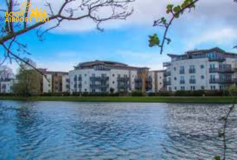 CR4 Mitcham to Luton Airport