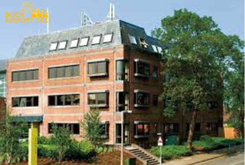 DA3 Longfield To Heathrow Airport